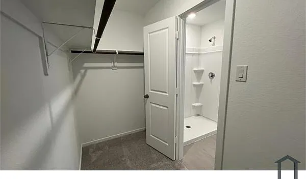 4 bed, 1656 sqft, $2,500 — Photo 4