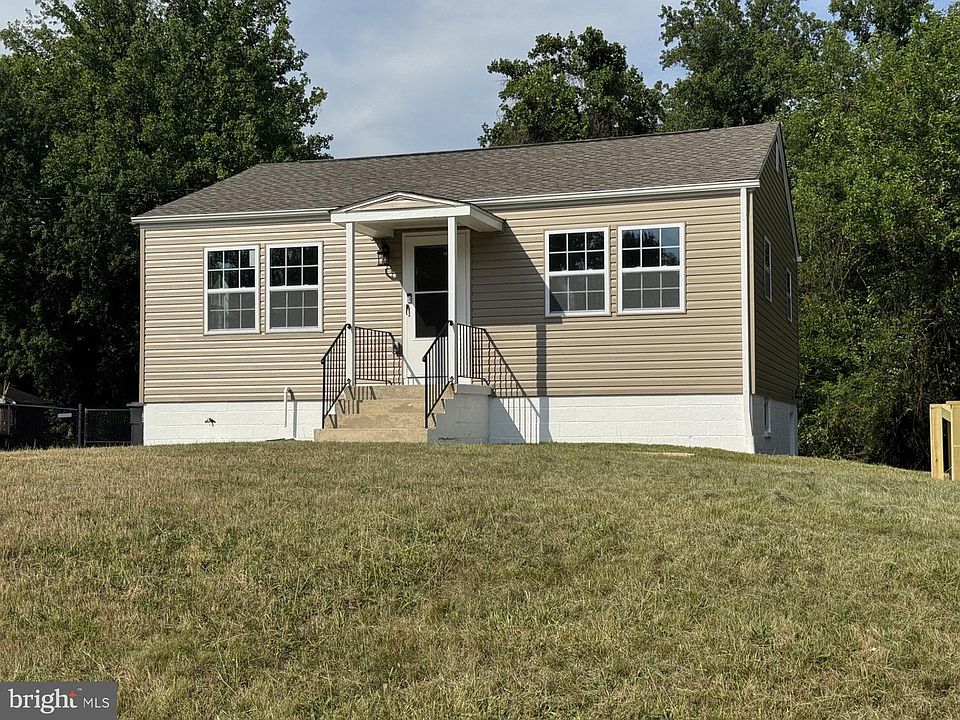 1st image of 9537 Badger Ave