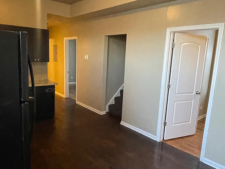 5144 S Throop St #2 — Photo 4