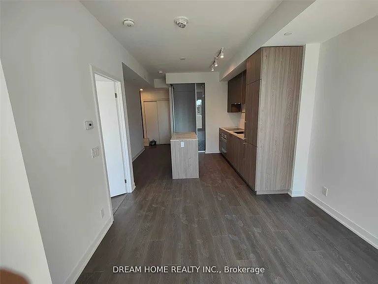 15 Holmes Ave #1201 — Photo 4