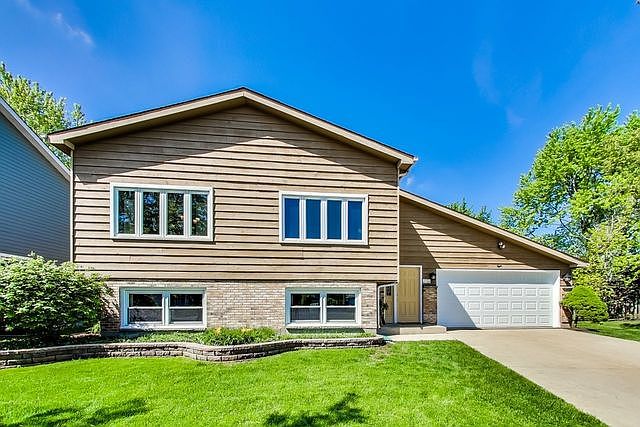 1st image of 8 Portside Ct