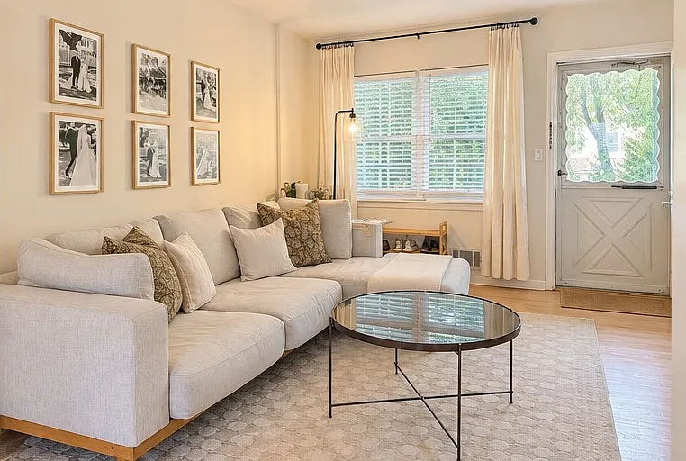 1 bed, $2,900 — Photo 2