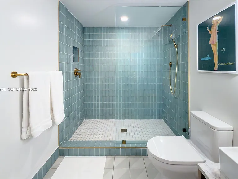 159 NE 6th St #4101 — Photo 26