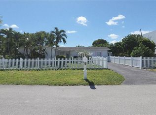 200 NW 9th St, Boca Raton, FL 33432