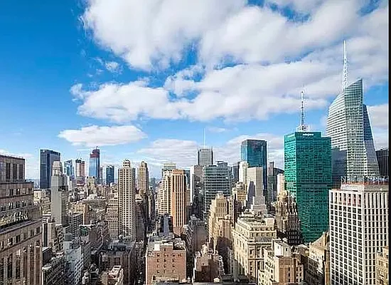 Rented by AVENUE 8 INC | media 1