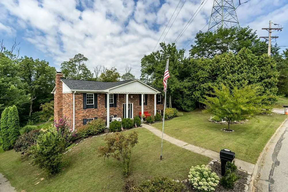 3793 Lisa Ln photo 1