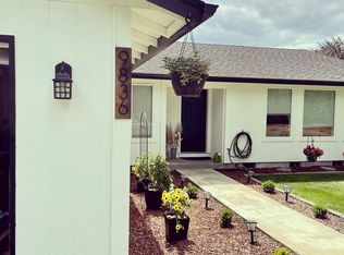 9836 179th Way SW, Rochester, WA 98579