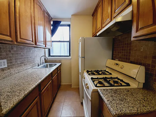 Rented by Compass | media 3