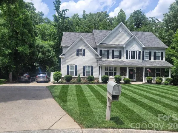 1261 Brough Hall Dr, Waxhaw, NC 28173