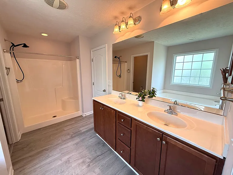 2513 Hunting Bow Dr — Photo 24