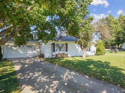 109 N Lincoln St, Conrad, IA, 50621