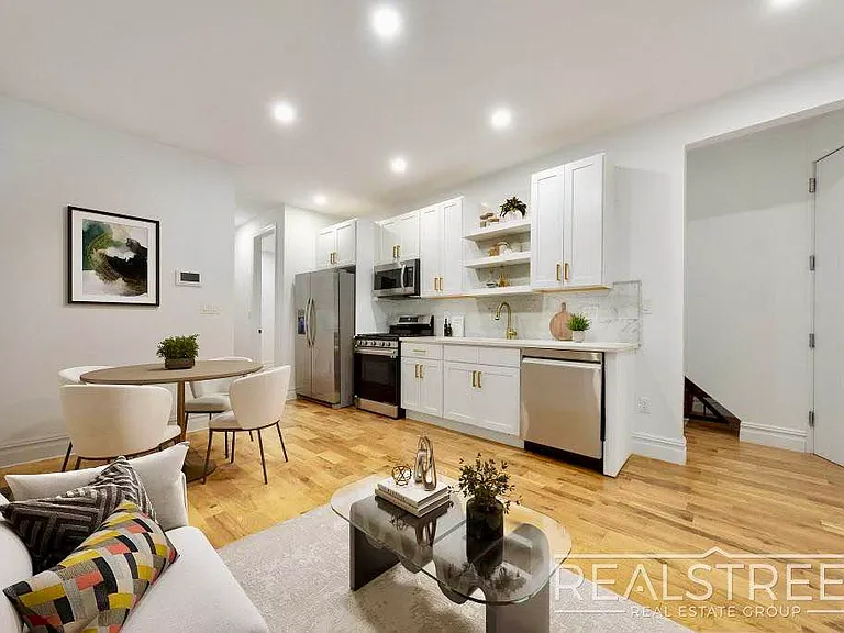 310 Linden St #1 — Photo 6