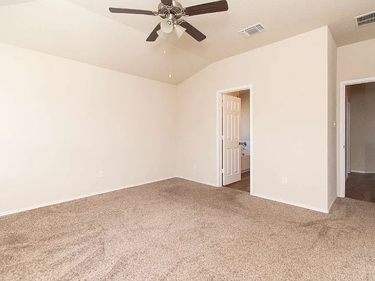 2319 Pintail Loop — Photo 18