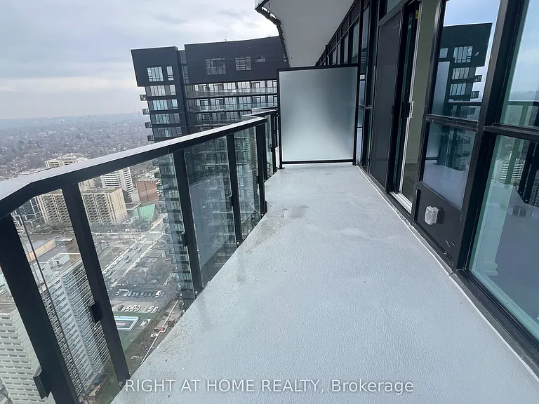 110 Broadway Ave #LPH09 — Photo 14