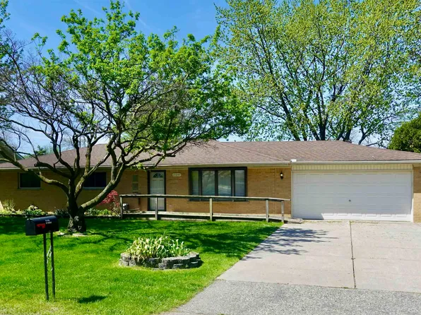 31047 Richert St, Fraser, MI 48026