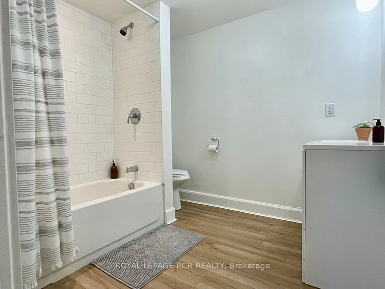 18 Watts Cres — Photo 10