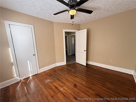 4th image of 1106 Clark St #B