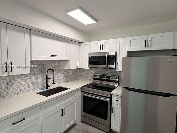 4th image of 4271 NW 5th St APT 129