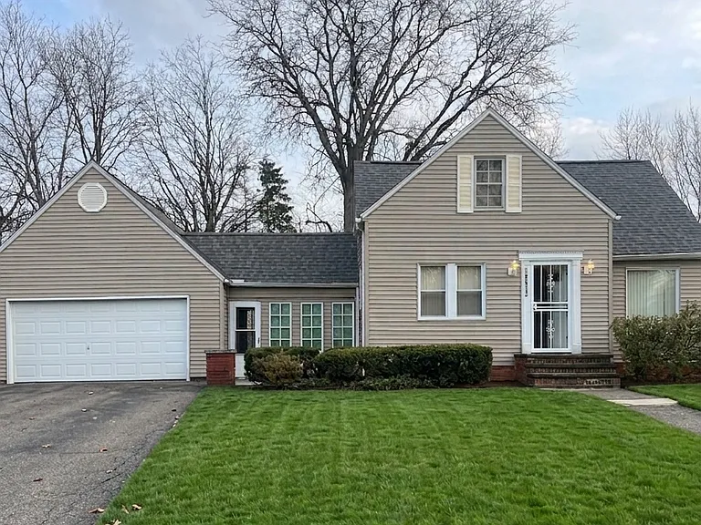 19512 Kings Hwy — Photo 2
