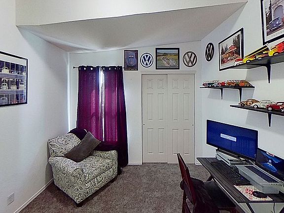 5th image of 452 Valle Calido Dr