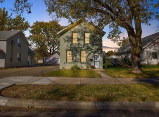 1014 1st St NW, Faribault, MN 55021