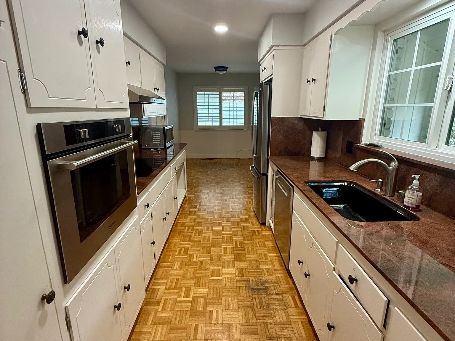 3 bed, 1432 sqft, $6,750 — Photo 2