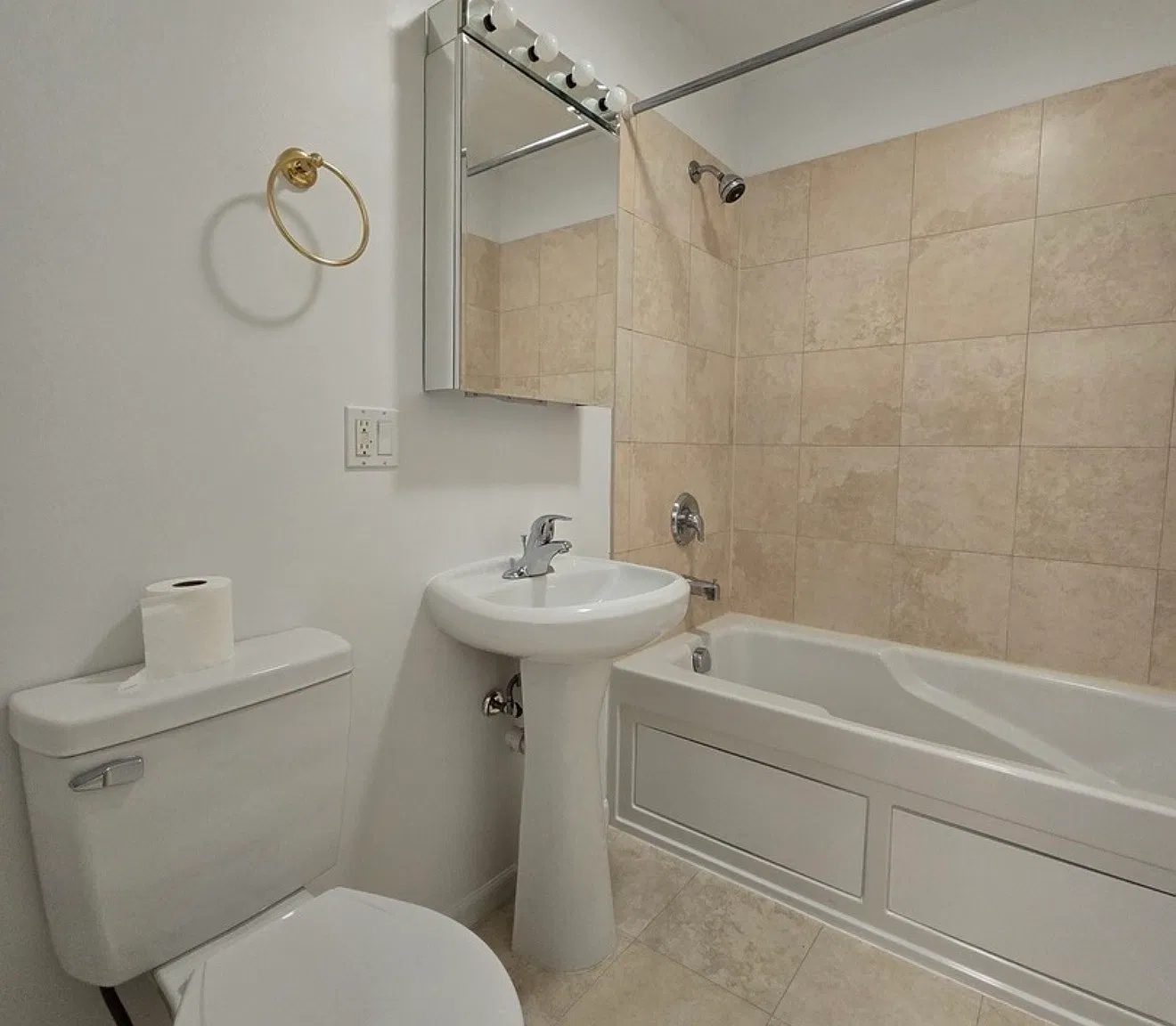 2 bed, 1200 sqft, $1,200 — Photo 3