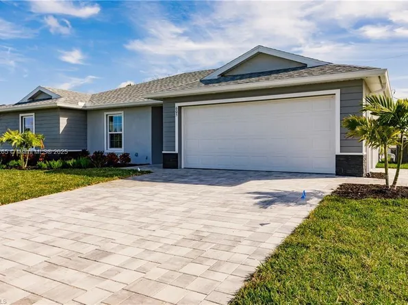 25147 Alcazar Dr, Punta Gorda, FL 33955