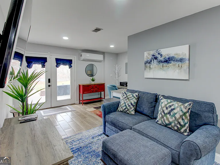 4915 Lake Forest Dr SE — Photo 13