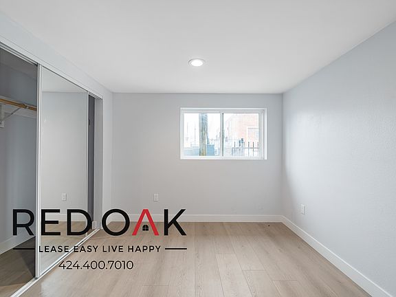 4th image of 3301 Obama Blvd #6
