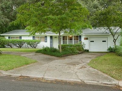 1009 NW 36th Ter, Gainesville, FL, 32605