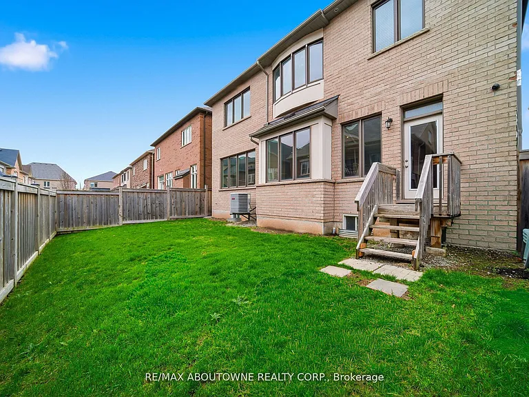 224 Cherryhurst Rd — Photo 43