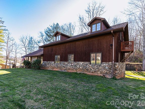 2nd image of 586 Justice Ridge Rd