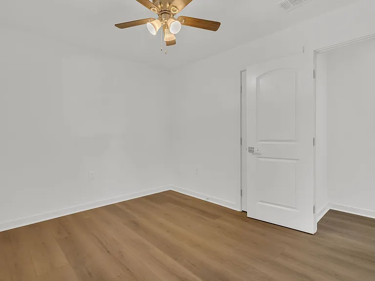1148 Lookout Ave NW — Photo 25