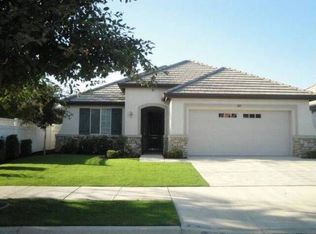 203 Port Logan Dr, Bakersfield, CA 93312