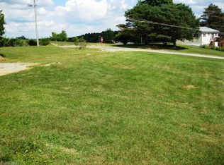 6510 Burkart Rd, Zanesville, OH 43701