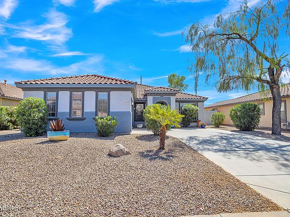 3rd image of 4213 E GLENEAGLE Drive