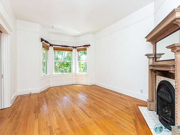 4th image of 542 Valencia St Unit A