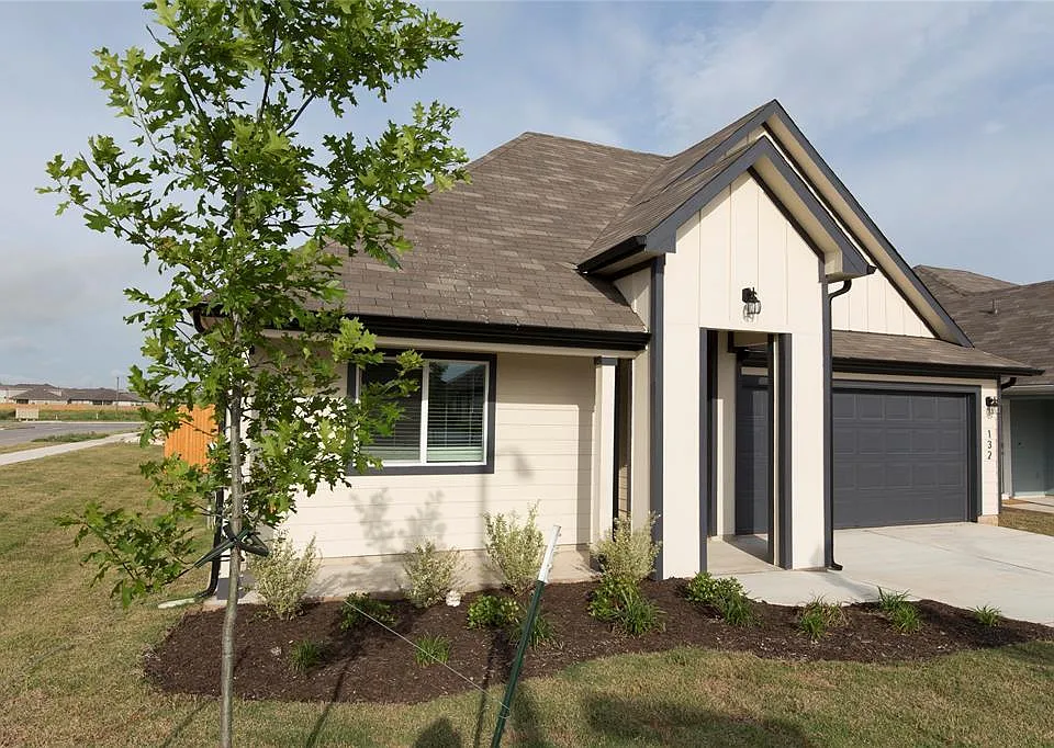 132 Fort Clark Springs Dr