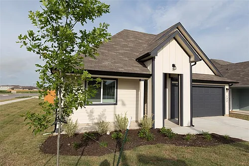 132 Fort Clark Springs Dr Photo 1