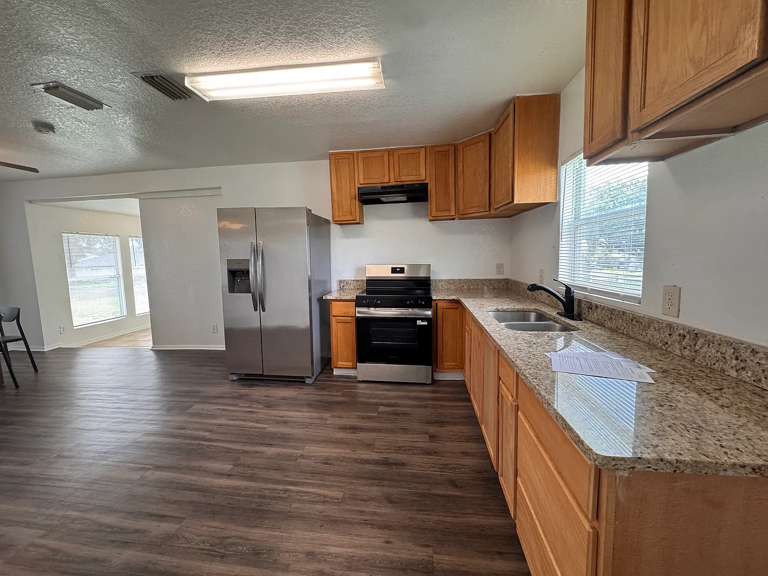 2 bed, 480 sqft, $1,500 — Photo 3