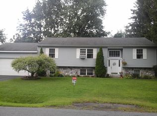 5 Rhode Island Ave, Rensselaer, NY 12144