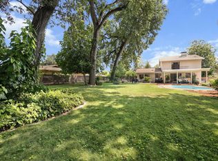 6826 Sacramento Dr, Redding, CA 96001