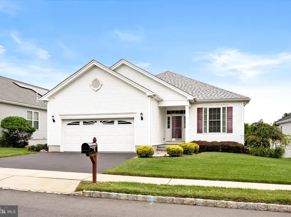 6 Foster Rd, Pennington, NJ 08534