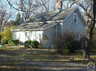 2313 SW 18th St, Topeka, KS 66604