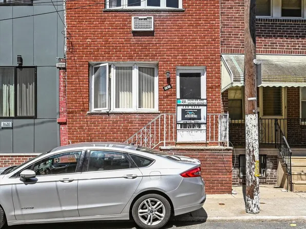1618 S Marston St, Philadelphia, PA 19145