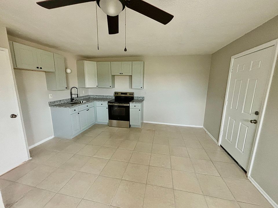 1st image of 4024 N Scenic Hwy #1