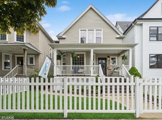 2340 N Lawndale Ave, Chicago, IL 60647
