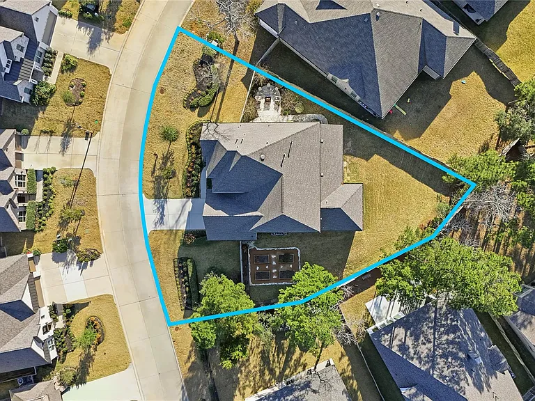 318 Calmato Woods Way — Photo 35