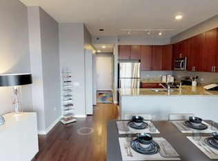 600 S La Salle St #2102, Chicago, IL 60605